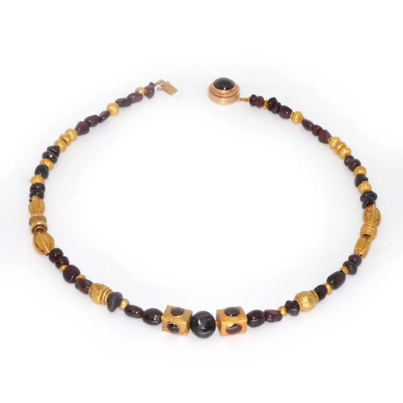 Achaemenid Gold and Garnet Beaded Necklace, Persia (ca. 550–300 BCE)