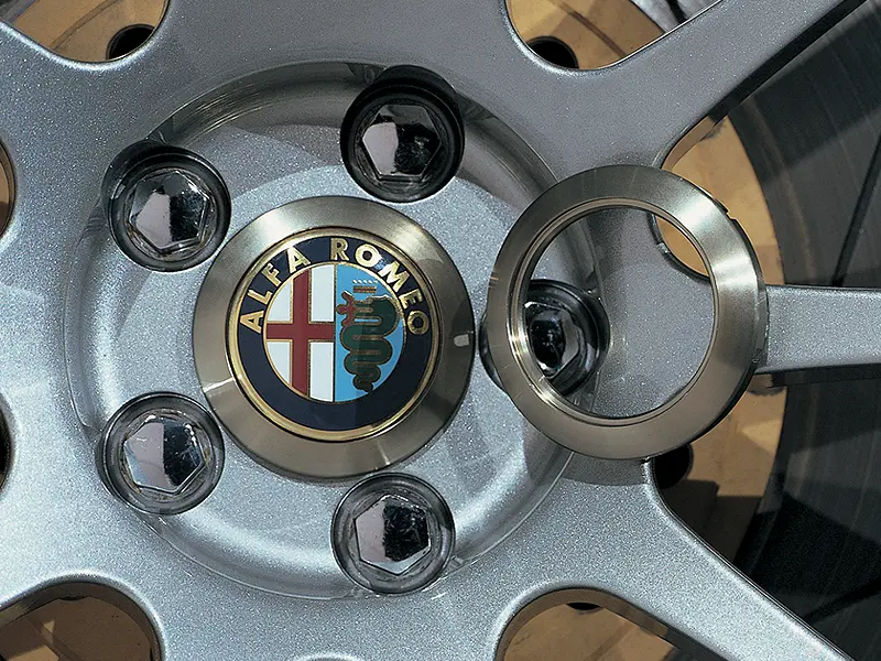 Advan 65mm Alfa Romeo Center Cap Adapter Ring – Silver Anodized Aluminum