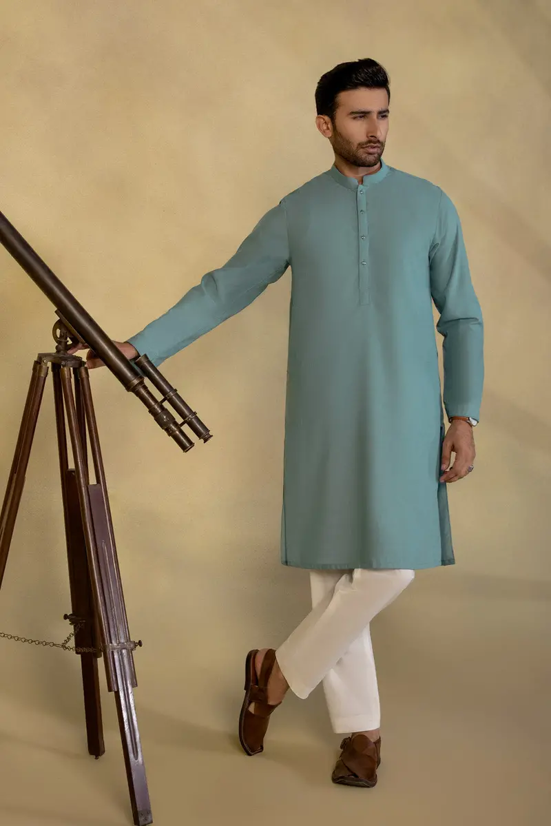 Easy-Care Wash-and-Wear Kurta for Daily Use