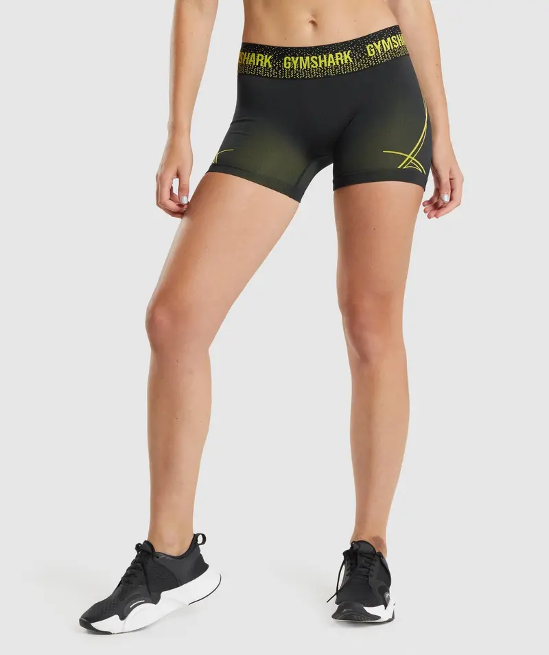 Gymshark Apex Seamless Low-Rise Shorts – Black & Yellow
