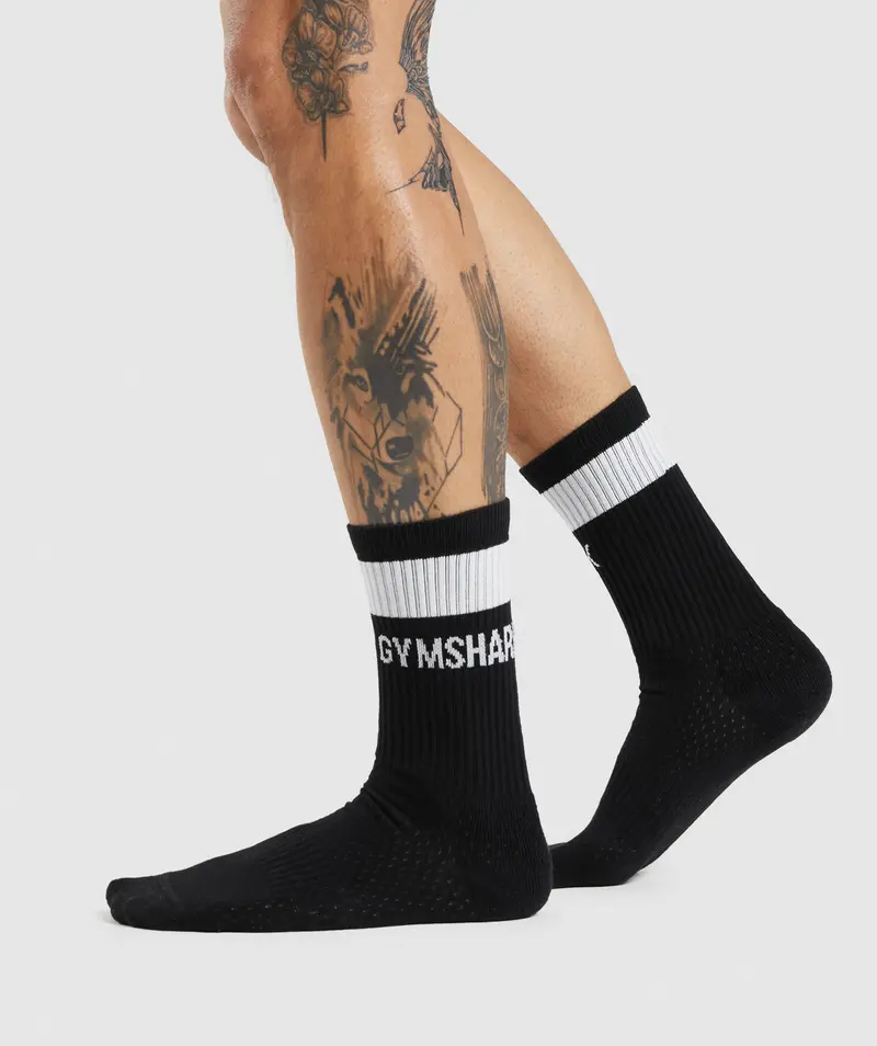 Gymshark Premium Logo Crew Socks – Black