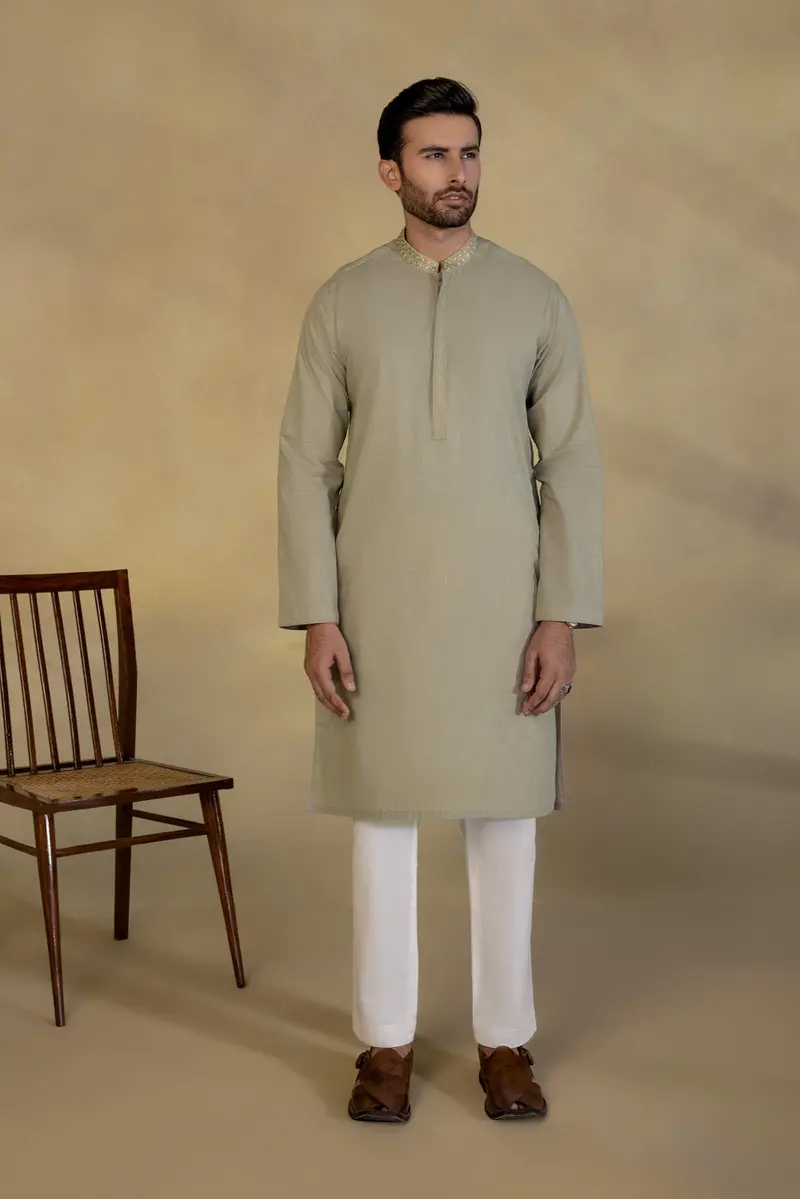 Heathered Cotton Mélangé Kurta with Delicate Embroidery