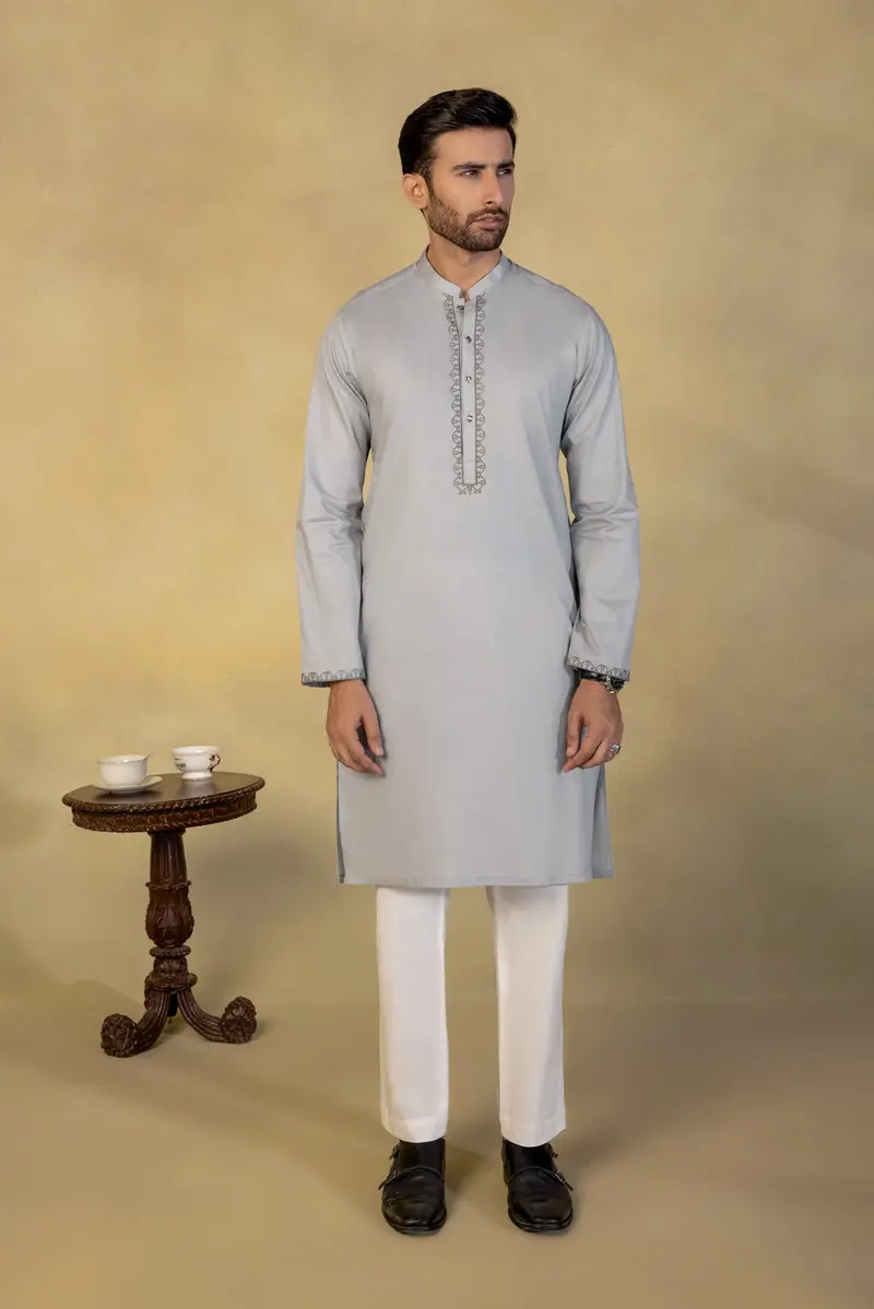 Heritage-Inspired Embroidered Herringbone Kurta