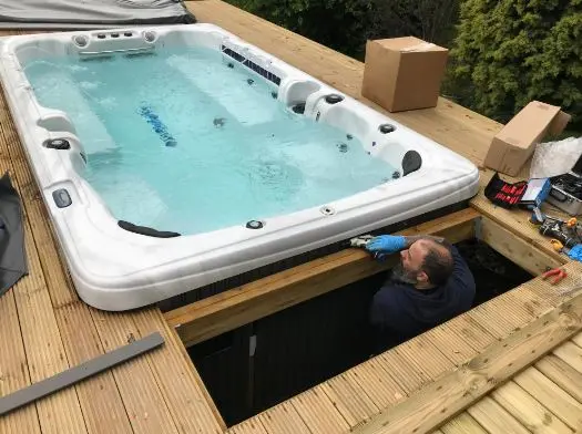 Hot Tub Recommissioning Service