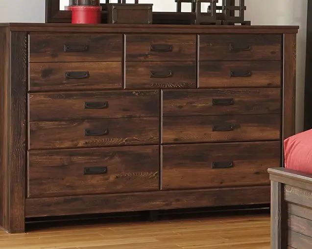 Quinden 6-Drawer Wood Dresser