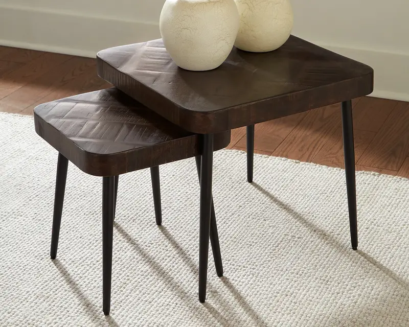Ravenwood Nesting Accent Tables (Set of 2)