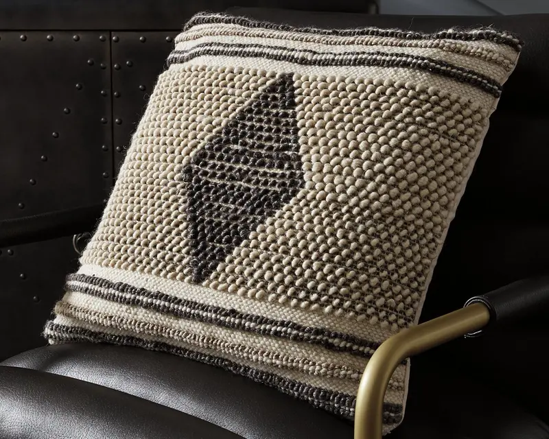 Ricker Decorative Throw Pillow Collection (4-Pack)