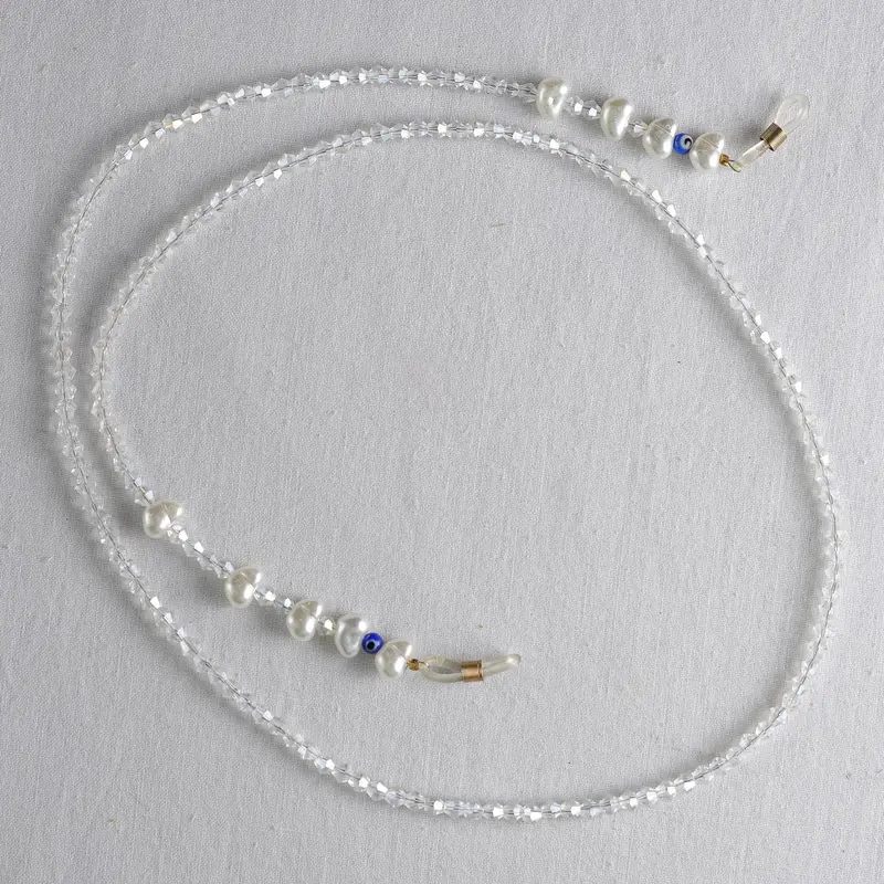 Spectacle Holder Charm – Functional Jewelry Accessory