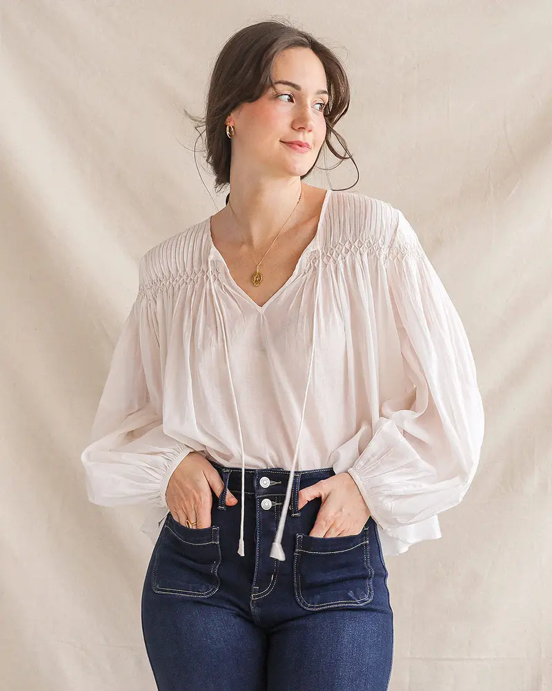 Susanna Peasant Blouse – Bohemian-Inspired Cotton Top with Elastic Sleeve Cuffs and Flowy Silhouette