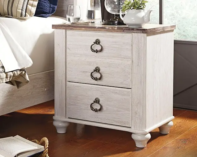 Willowton Nightstand with Soft-Close Drawer