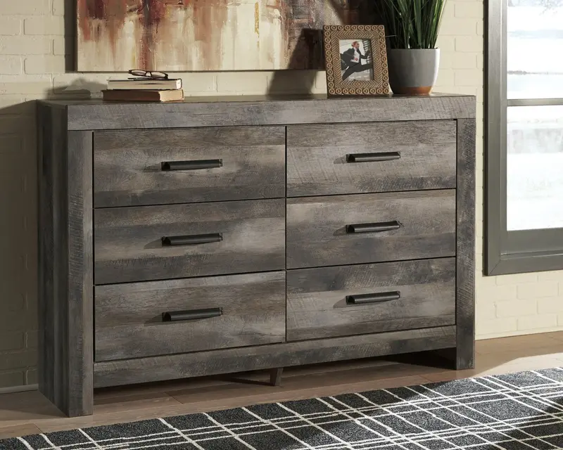 Wynnlow 7-Drawer Dresser
