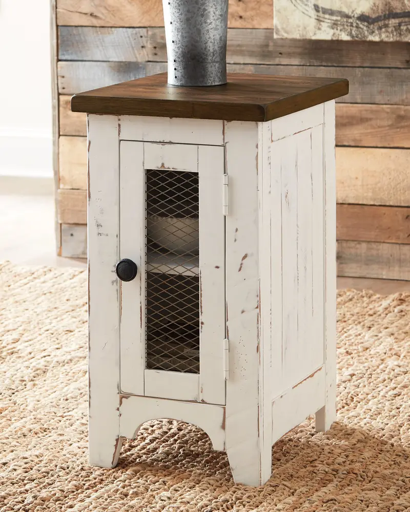 Wystfield Chairside End Table – Compact, Slim Profile Nightstand Alternative